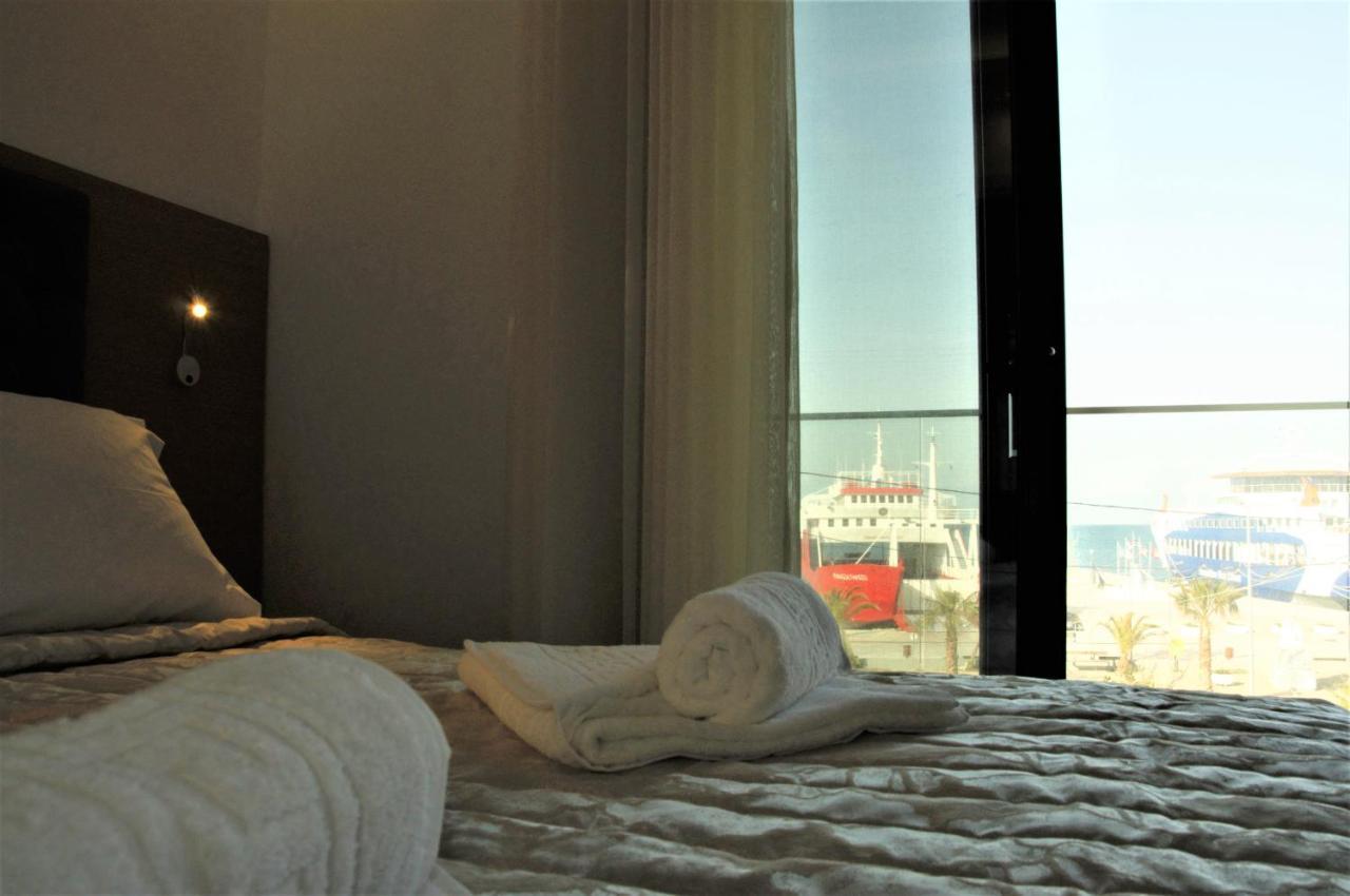 Hotel Medusa Ormos Prinou  Екстер'єр фото
