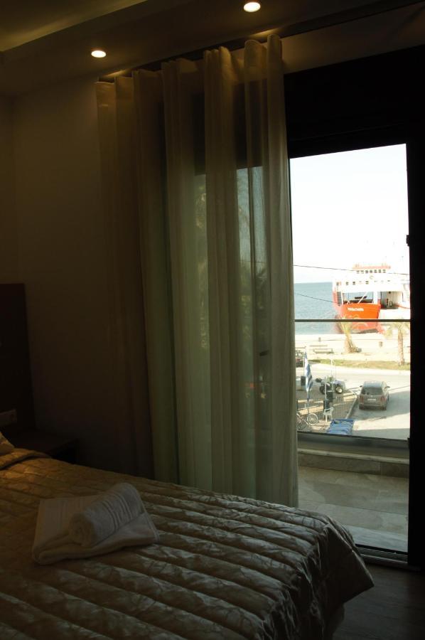 Hotel Medusa Ormos Prinou  Екстер'єр фото