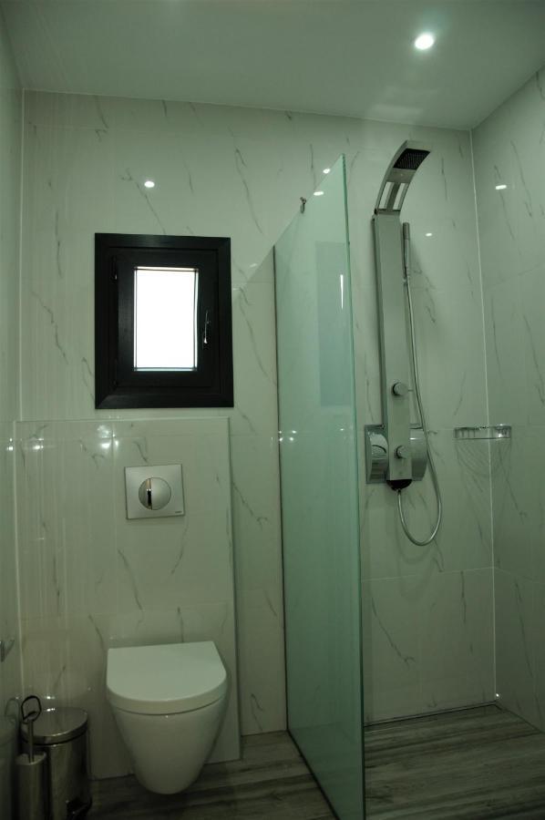 Hotel Medusa Ormos Prinou  Екстер'єр фото